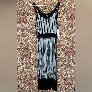 NWT KENSIE M Fog Melange combo tie die Maxi dress in gray and black w side slits